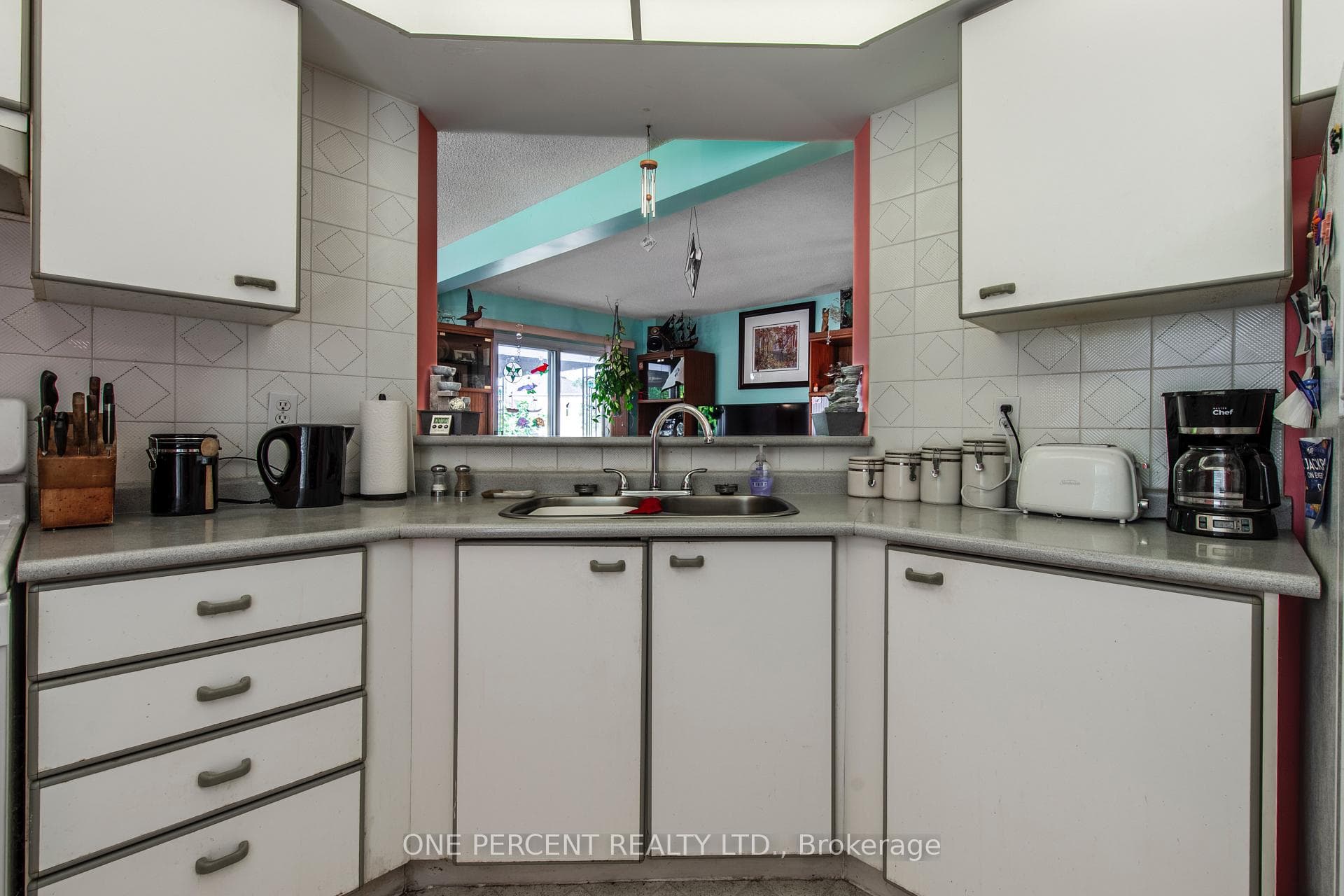 345 Rebecca Drive photo 12