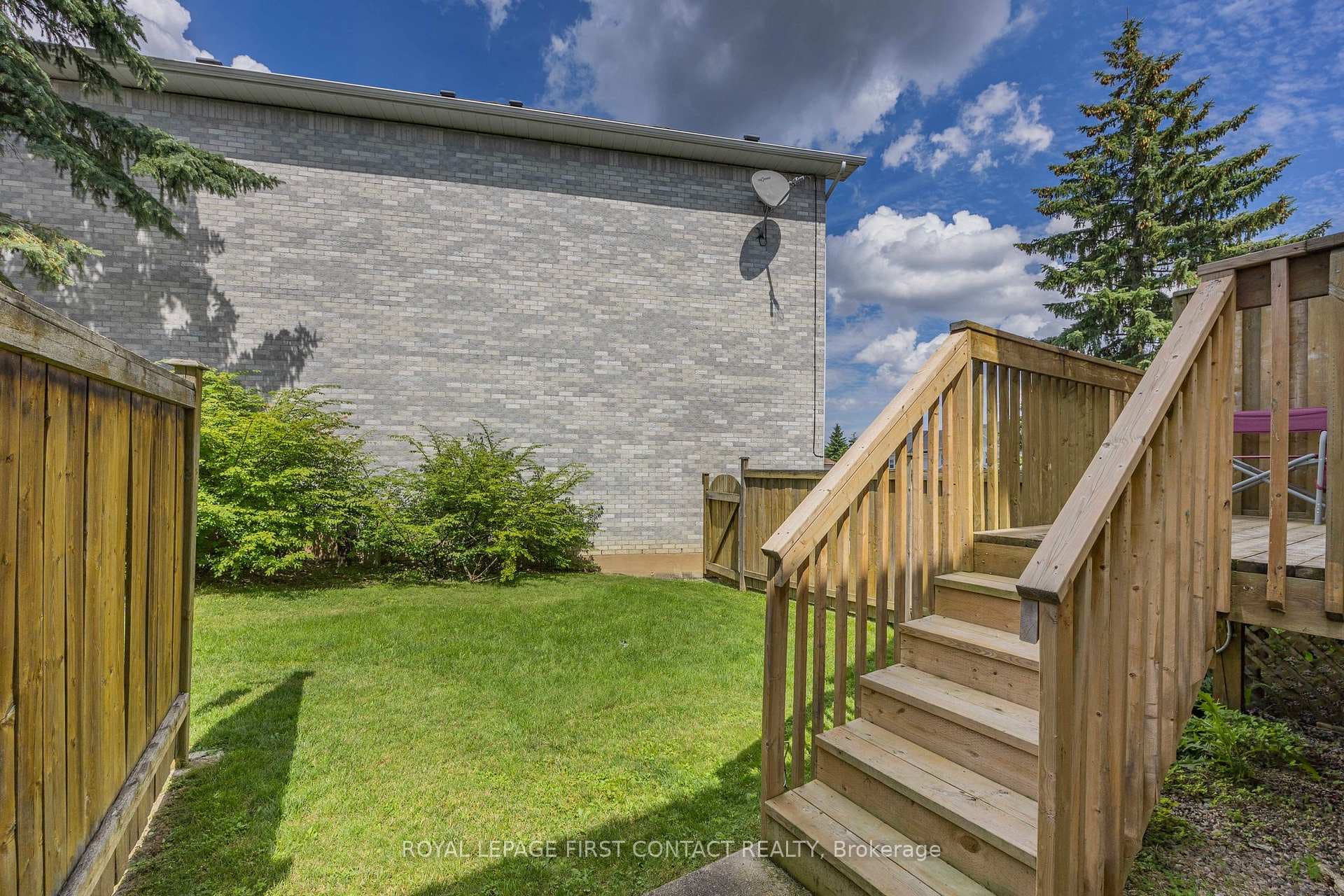 120 D'ambrosio Drive Unit 31 photo 16