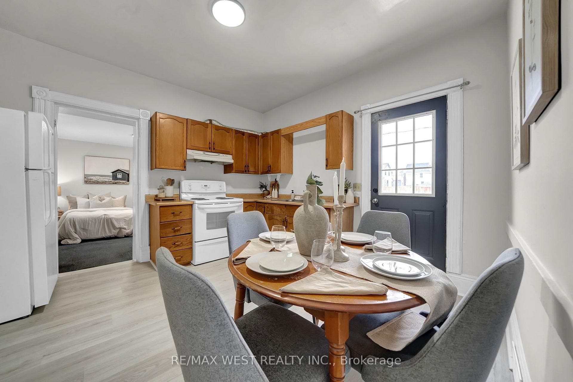 164 Albert Street photo 25