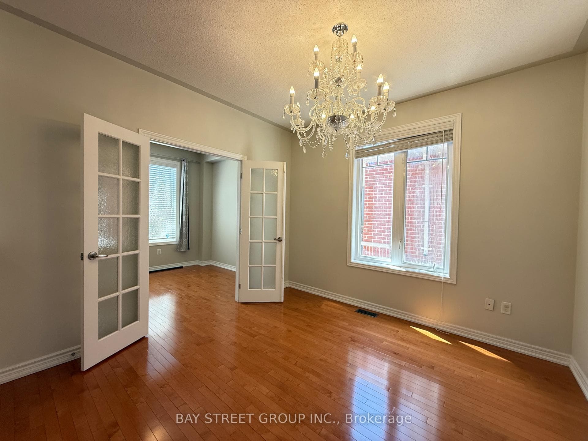 12 Pexton Avenue photo 5