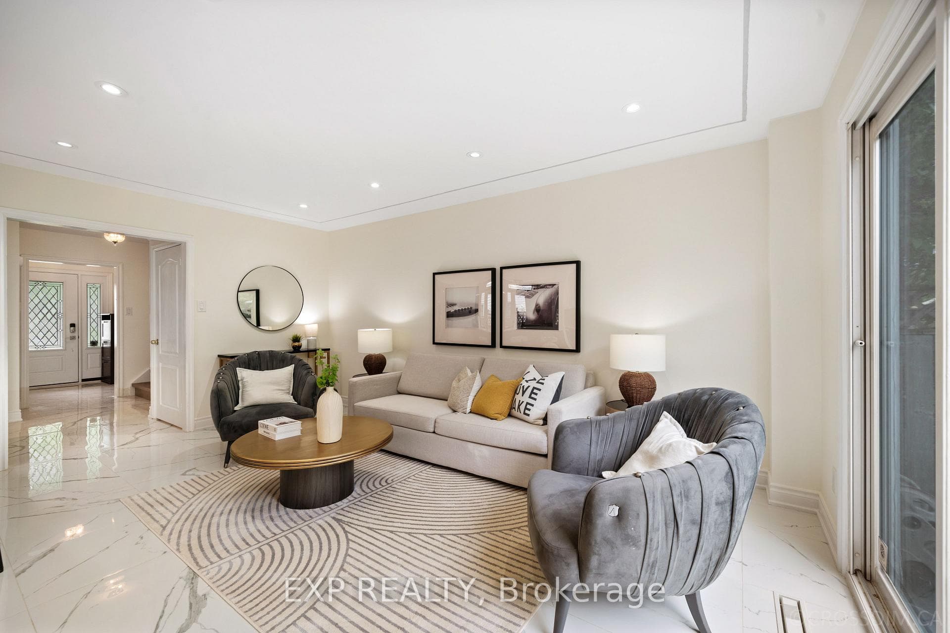 144 Snowshoe Crescent photo 14