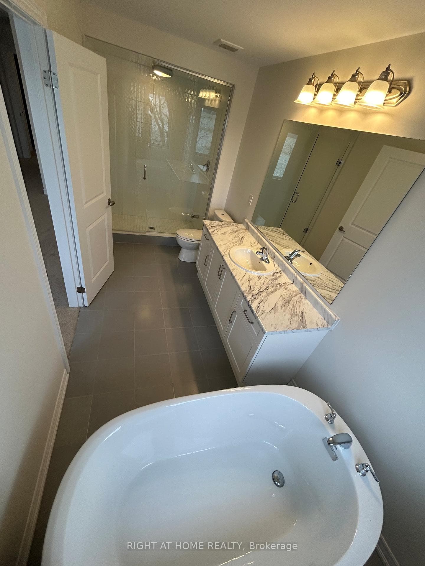 210 Broadacre Drive photo 15