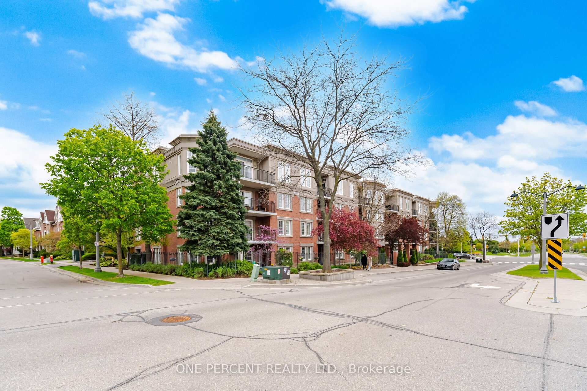 2301 Parkhaven Boulevard Unit 208 photo 43