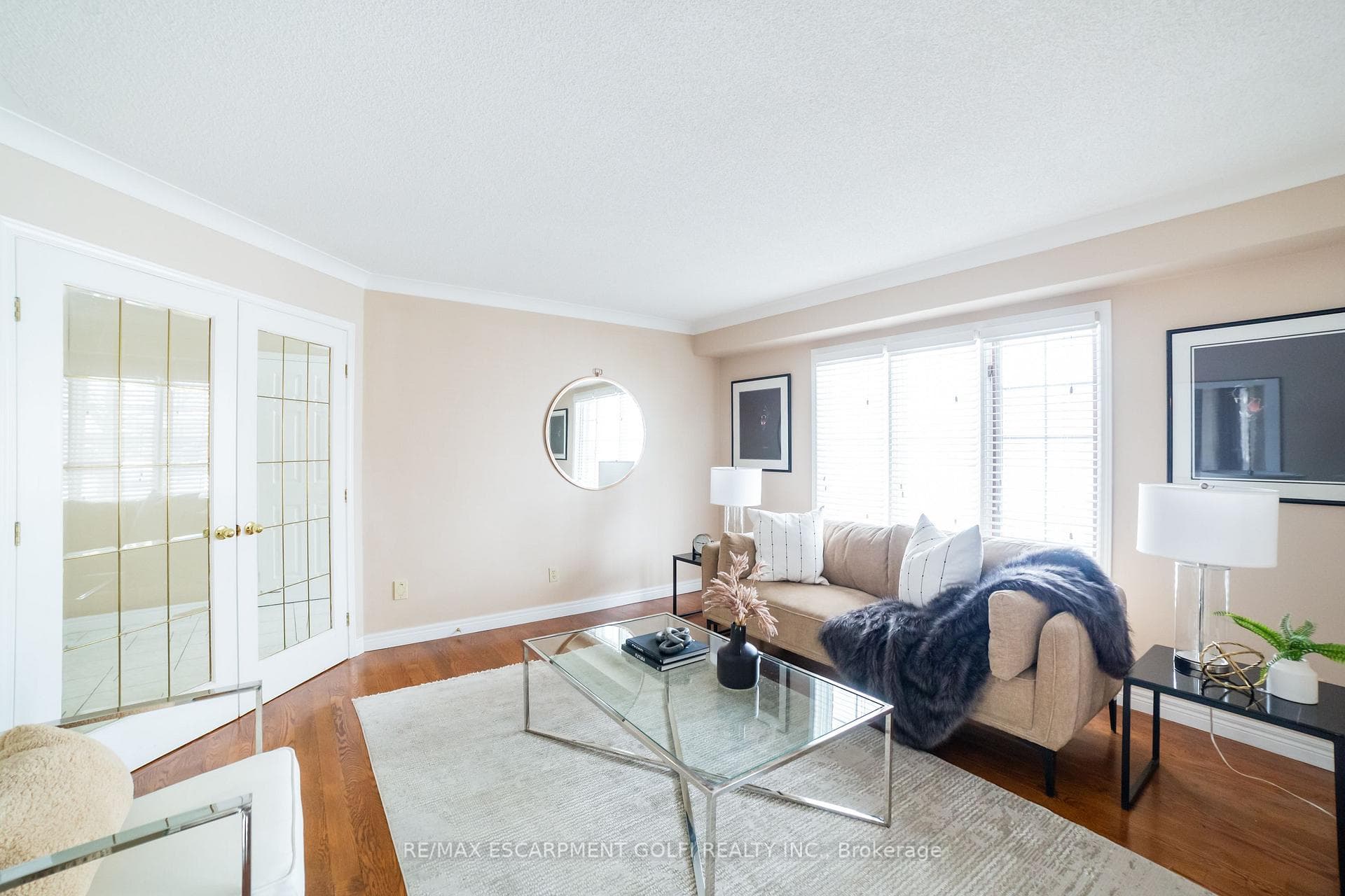 176 Stagecoach Drive photo 7