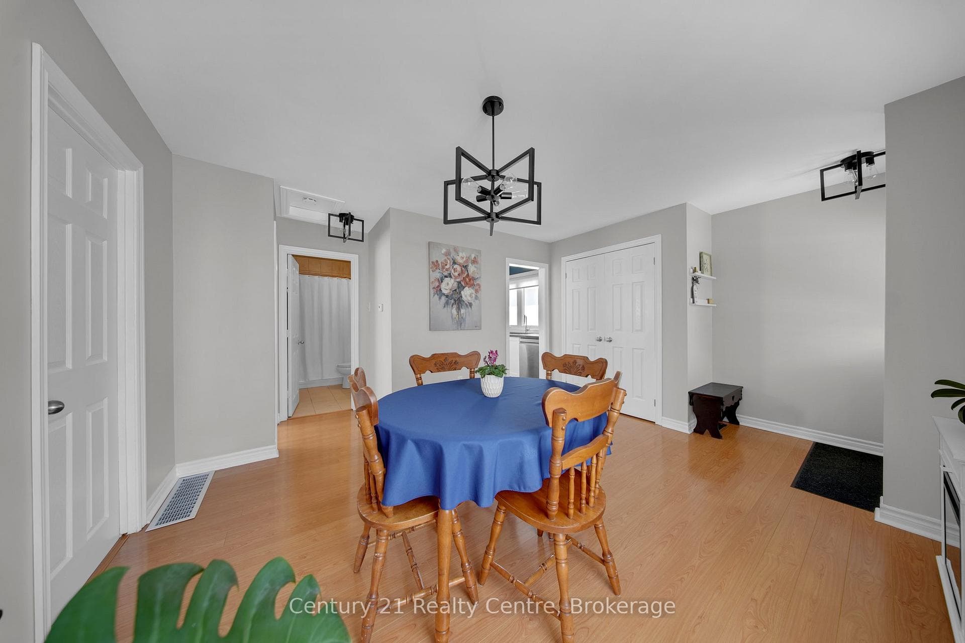 9 Sunset Boulevard photo 10