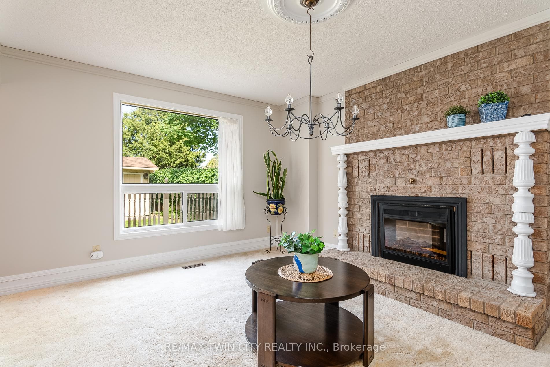 691 Westheights Drive photo 39