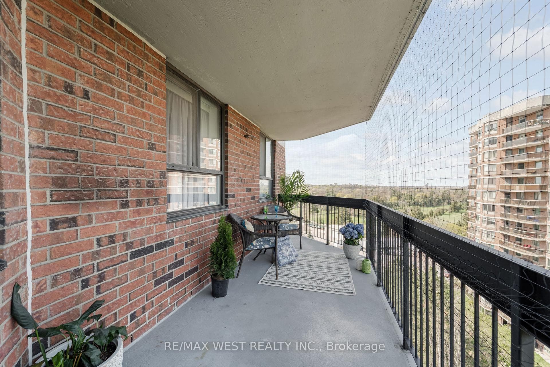 236 Albion Road Unit 1110 photo 18