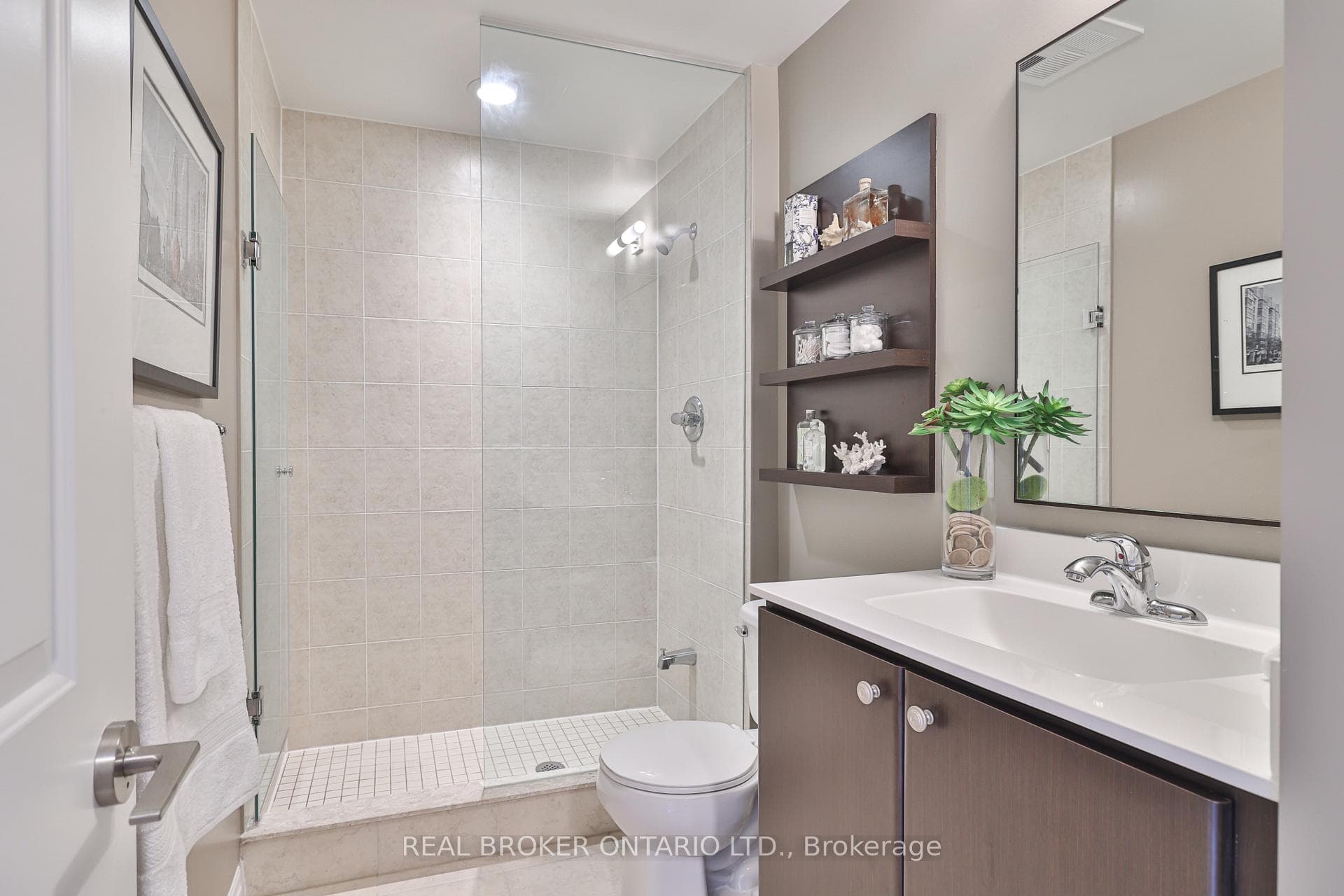 2015 Sheppard Avenue Unit 1005 photo 4