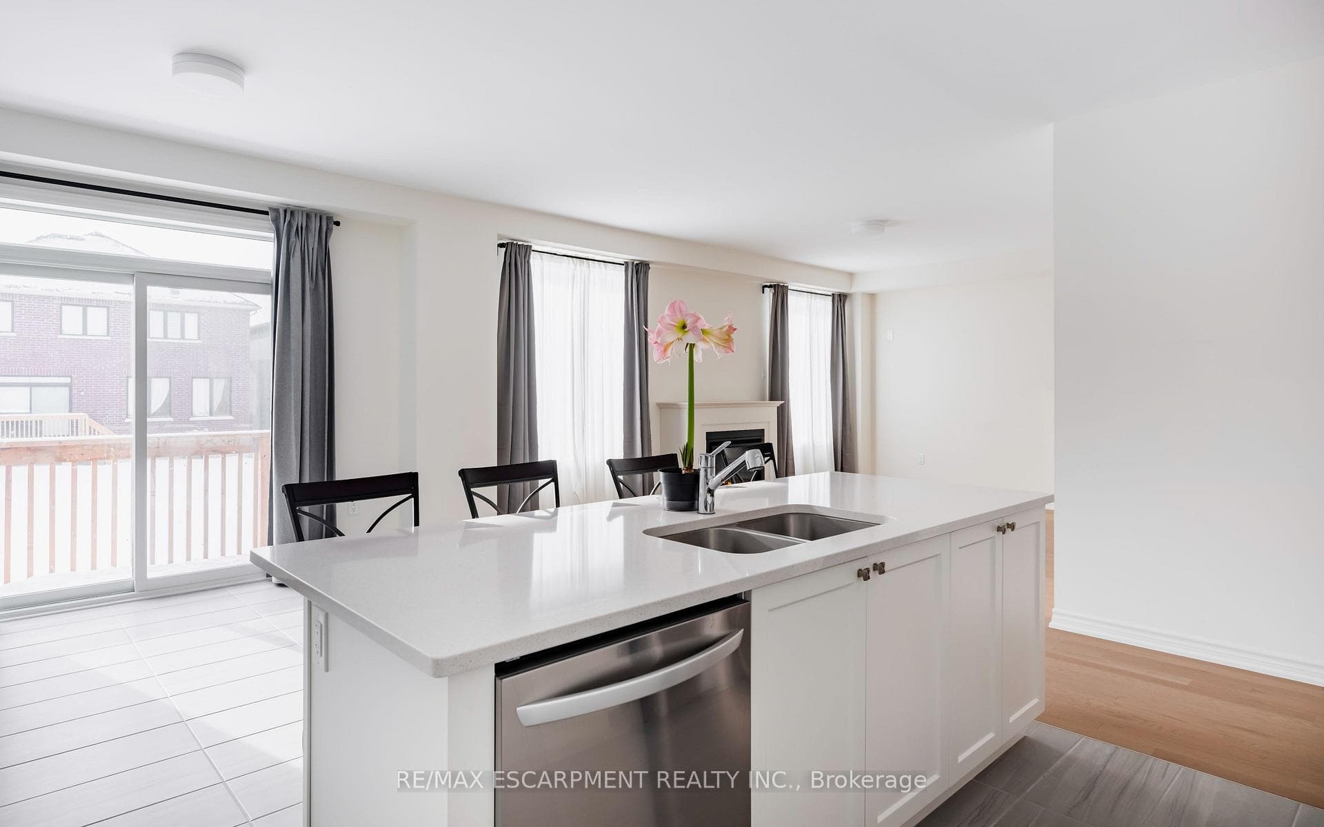 48 Sparrow Way photo 18