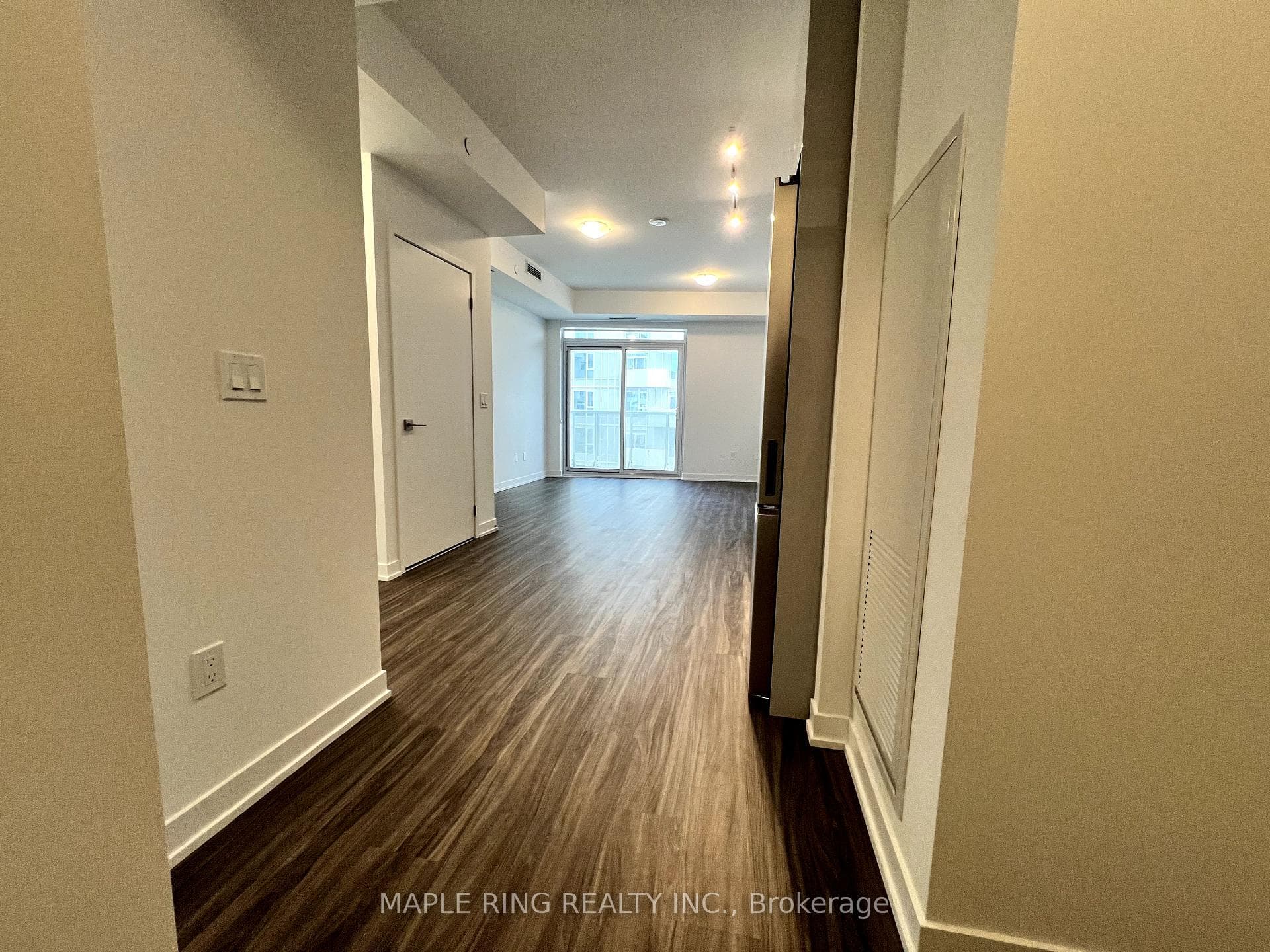 10 Abeja Street Unit 1015 photo 2