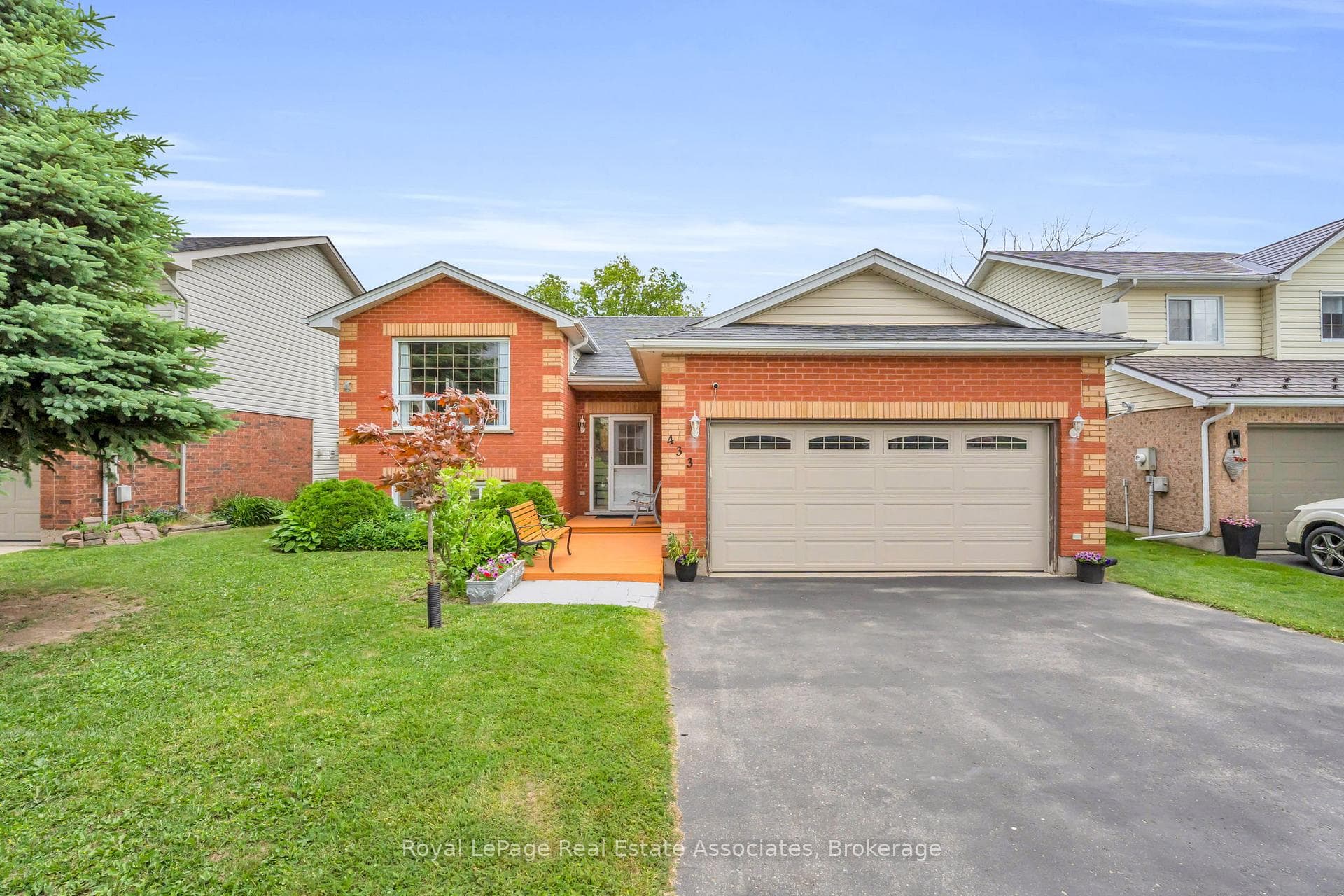 433 Greenwood Street photo 1