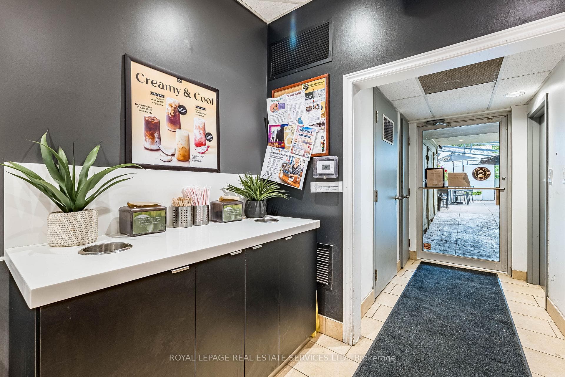 2340 Bloor Street photo 11