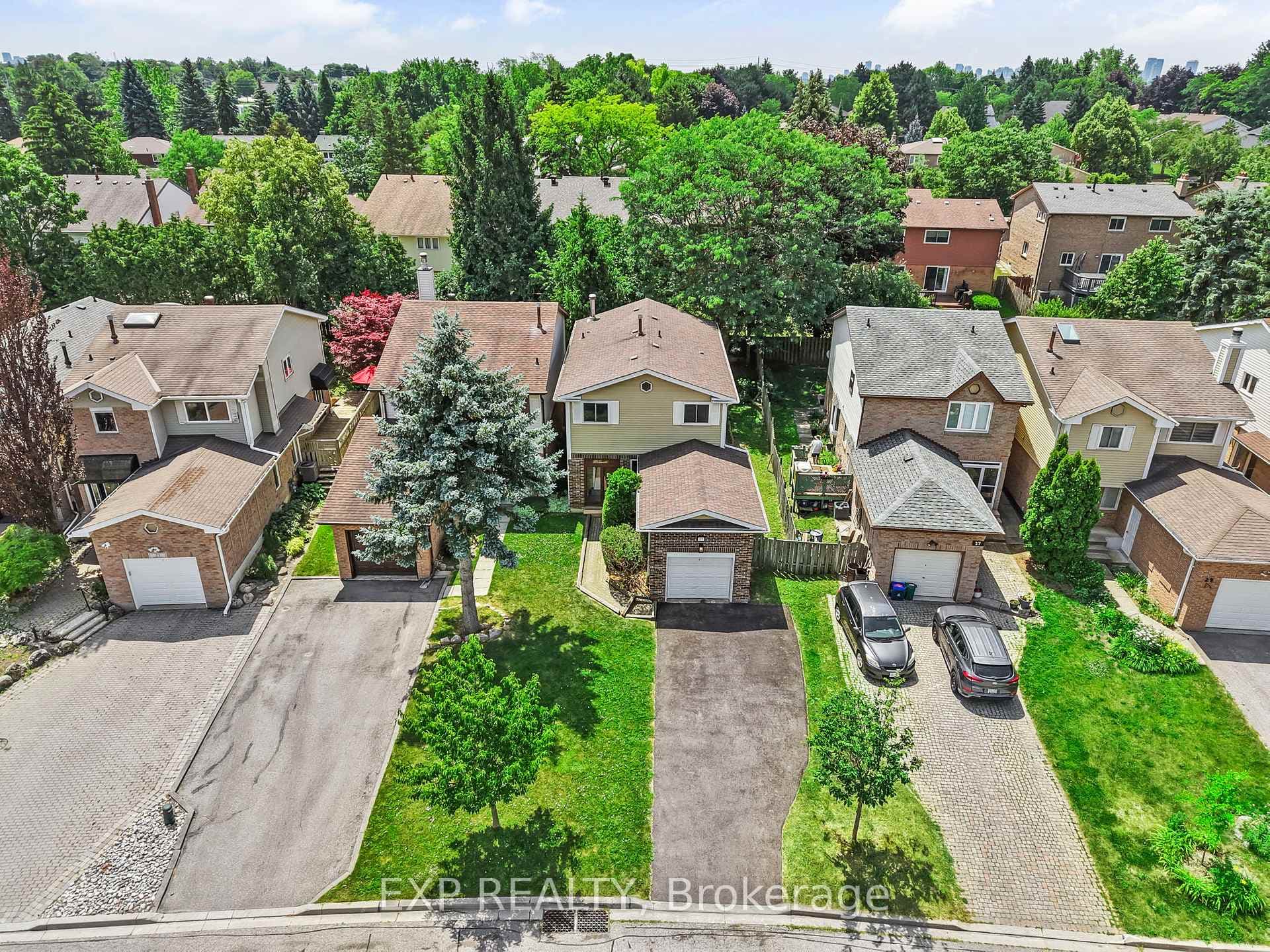 25 Lilac Avenue photo 44