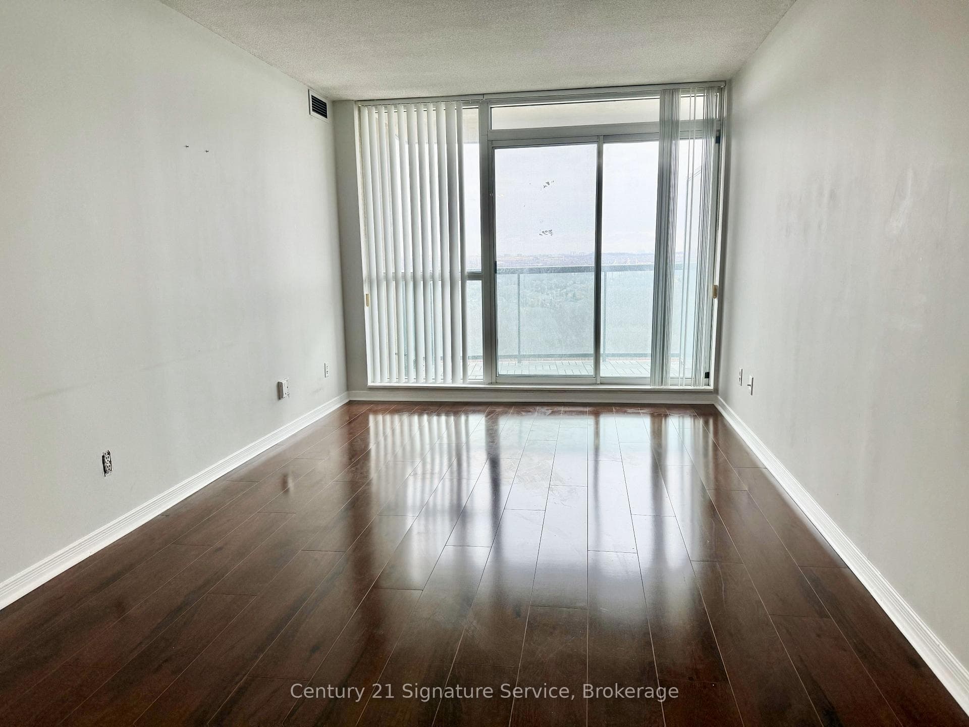 2545 Erin Centre Boulevard Unit 1802 photo 11
