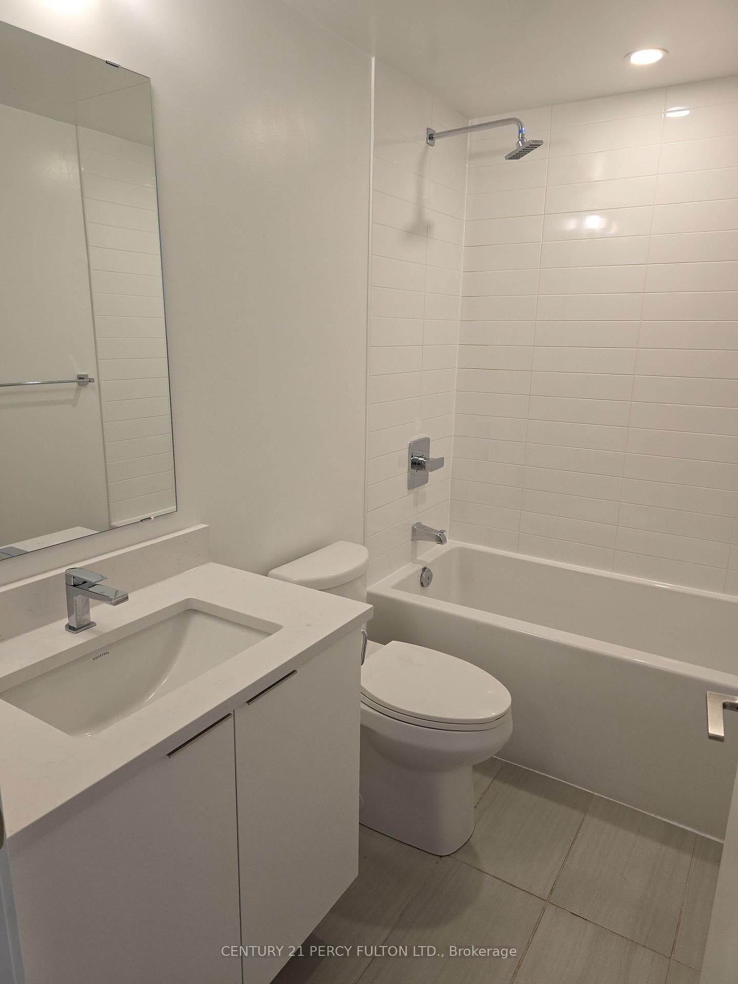 2033 Kennedy Road Unit 320 photo 24