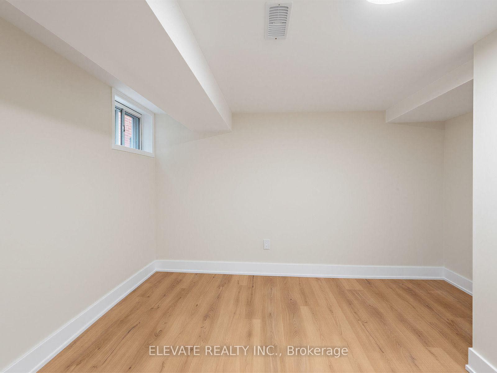 730 Danforth Road photo 28