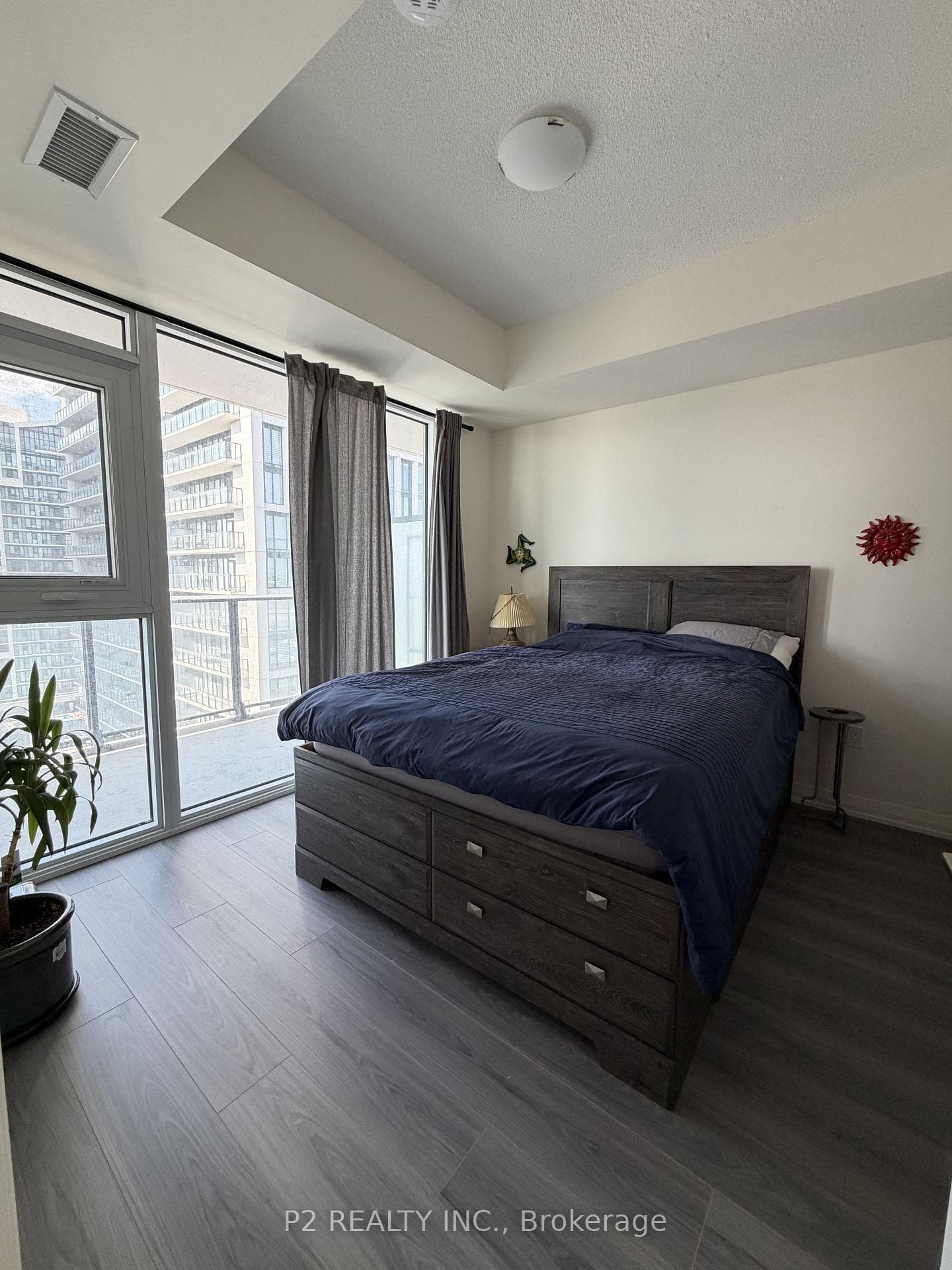 8960 Jane Street Unit 1816 photo 5