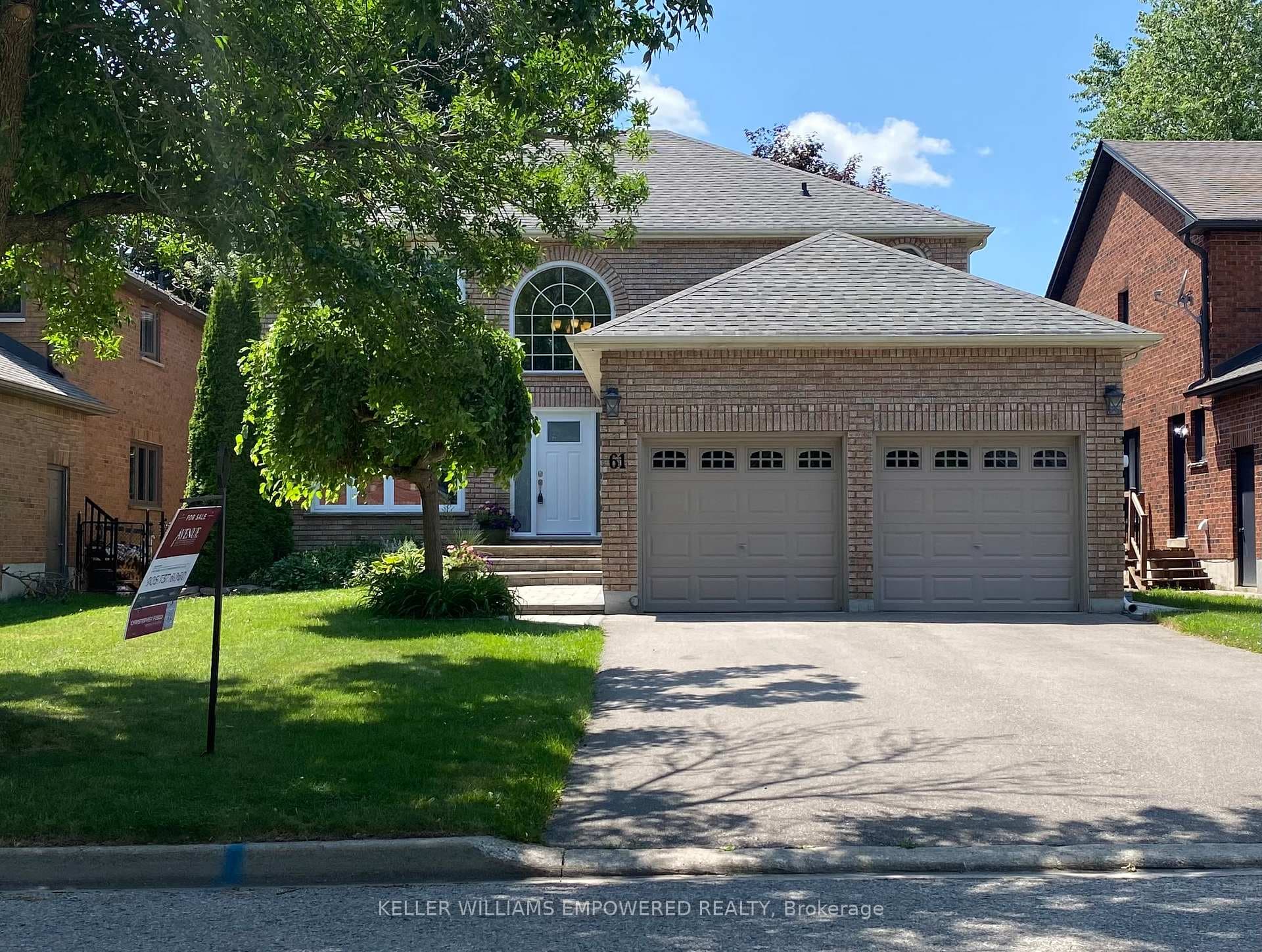 61 Gilbank Drive photo 3