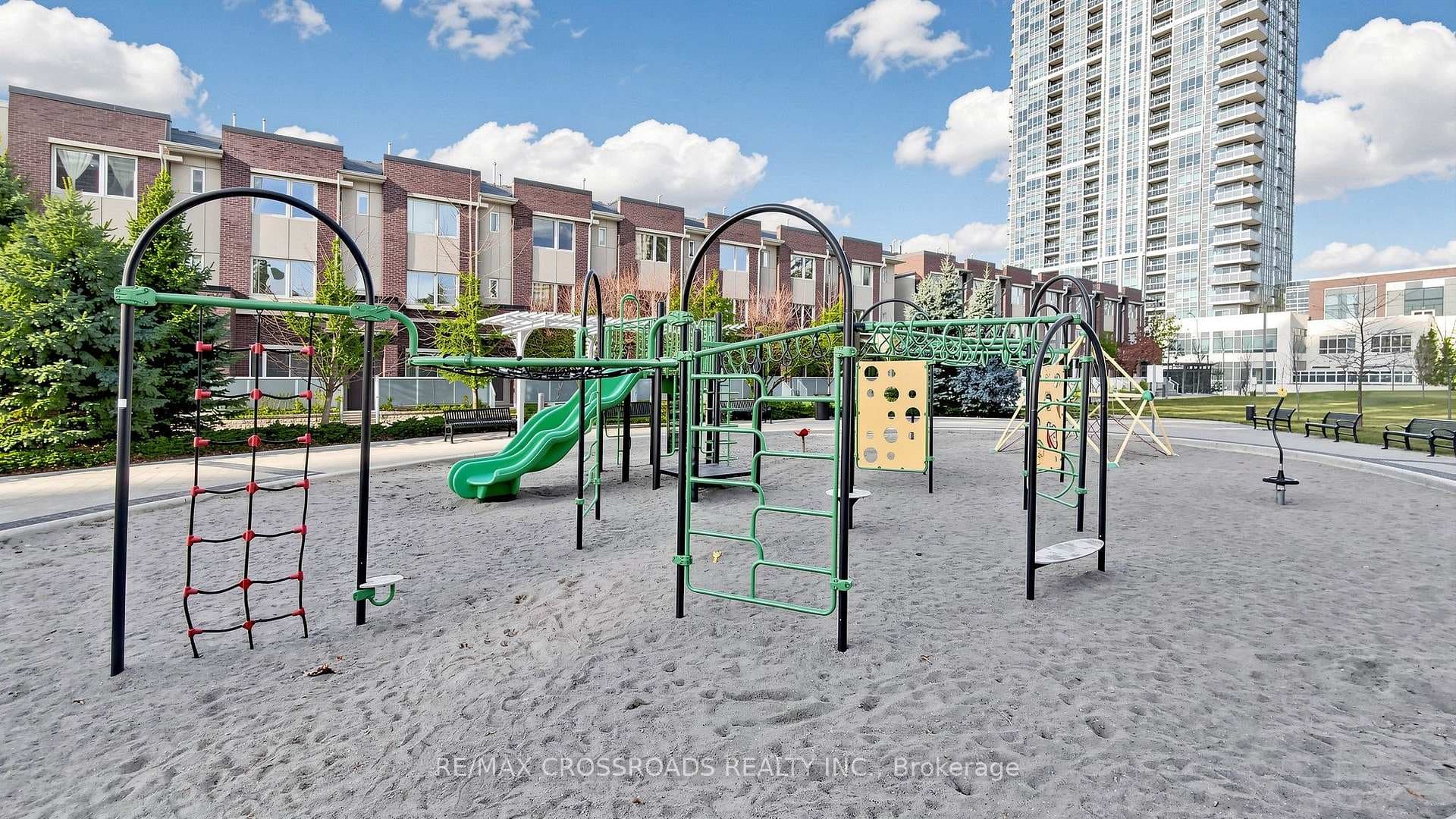 275 Village Green Square Unit 525 photo 42