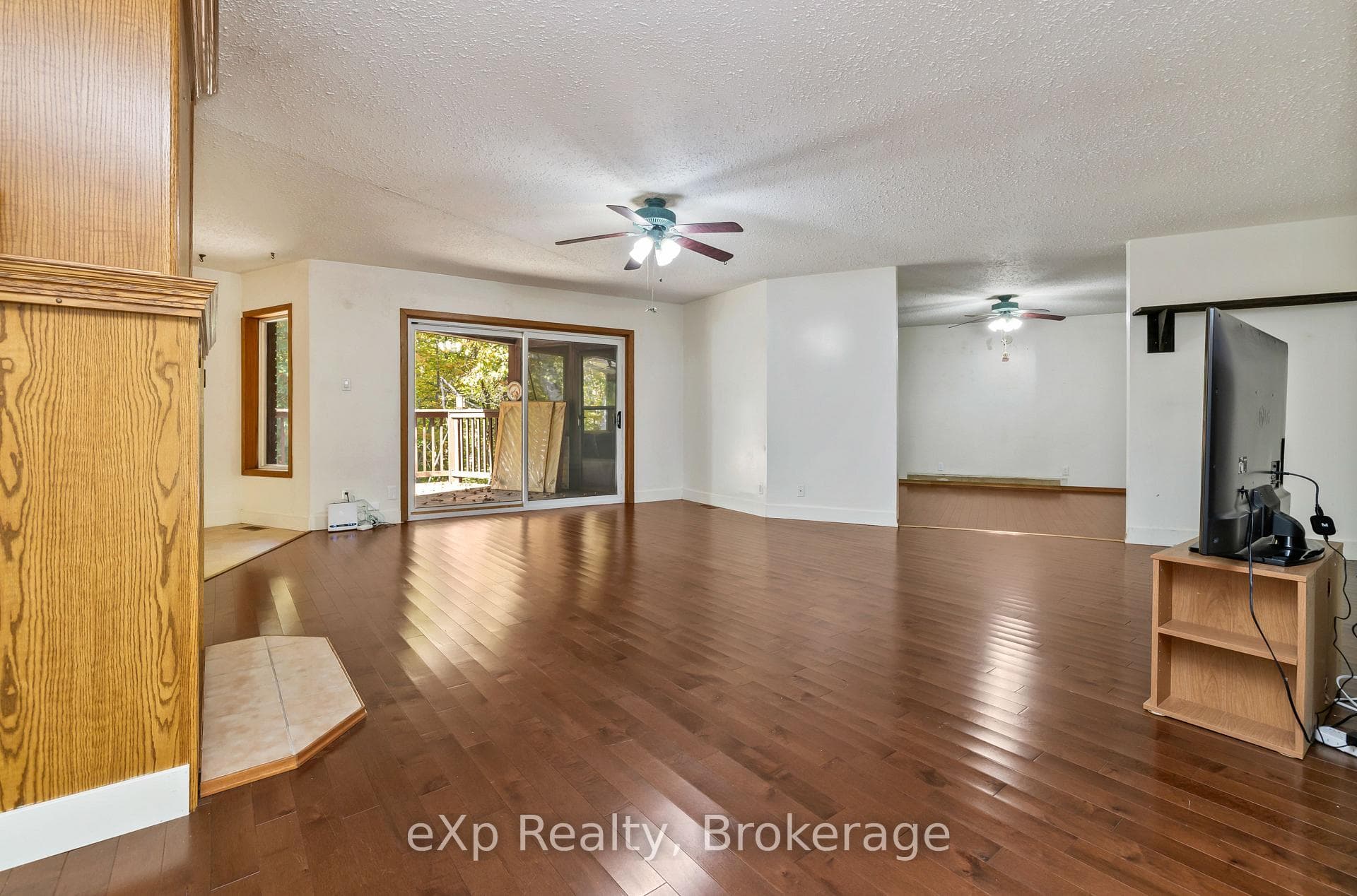 Over 2400 Square Feet on One Level