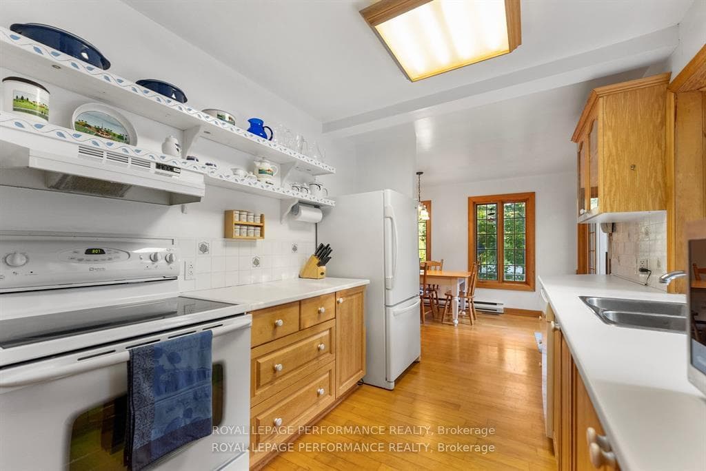 82 Rosebrugh Road photo 19
