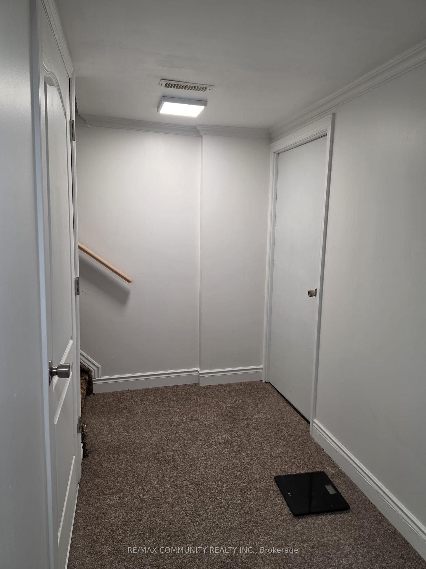 792 Tatra Drive photo 3