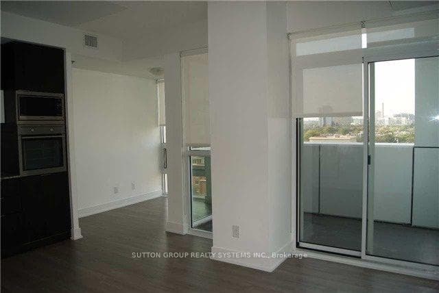 318 Richmond Street Unit 1103 photo 3