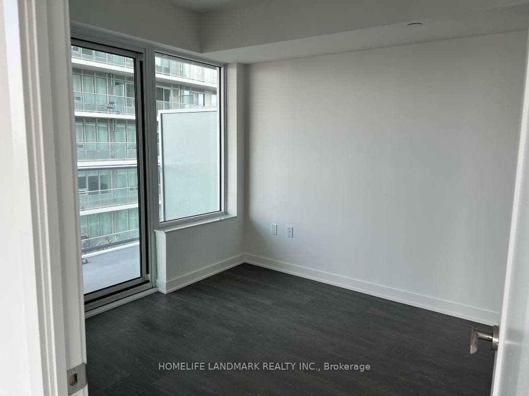 99 Broadway Avenue Unit 2804 photo 3