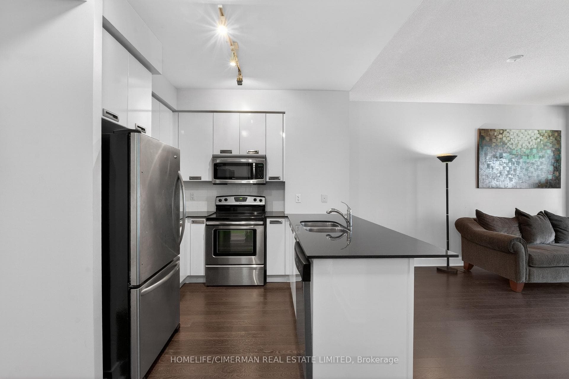 90 Stadium Road Unit 601 photo 14
