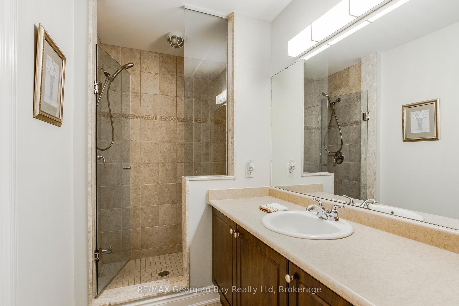144 Wycliffe Cove N/A photo 34