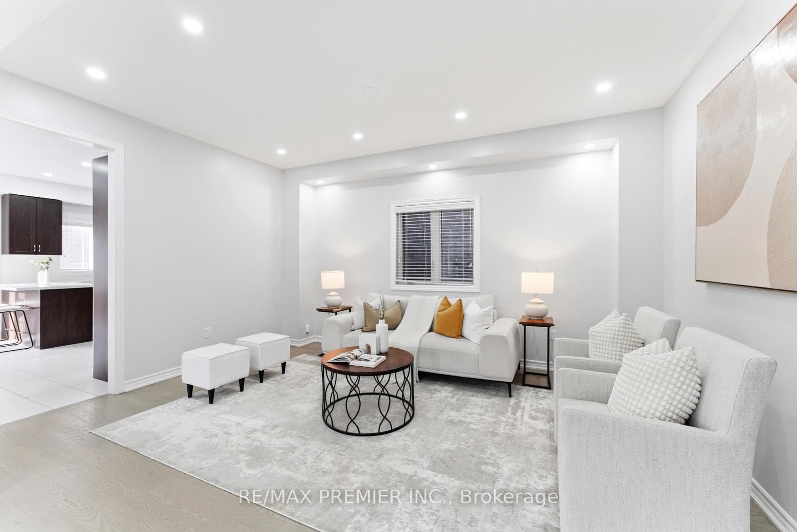 122 Mckenzie Way photo 12