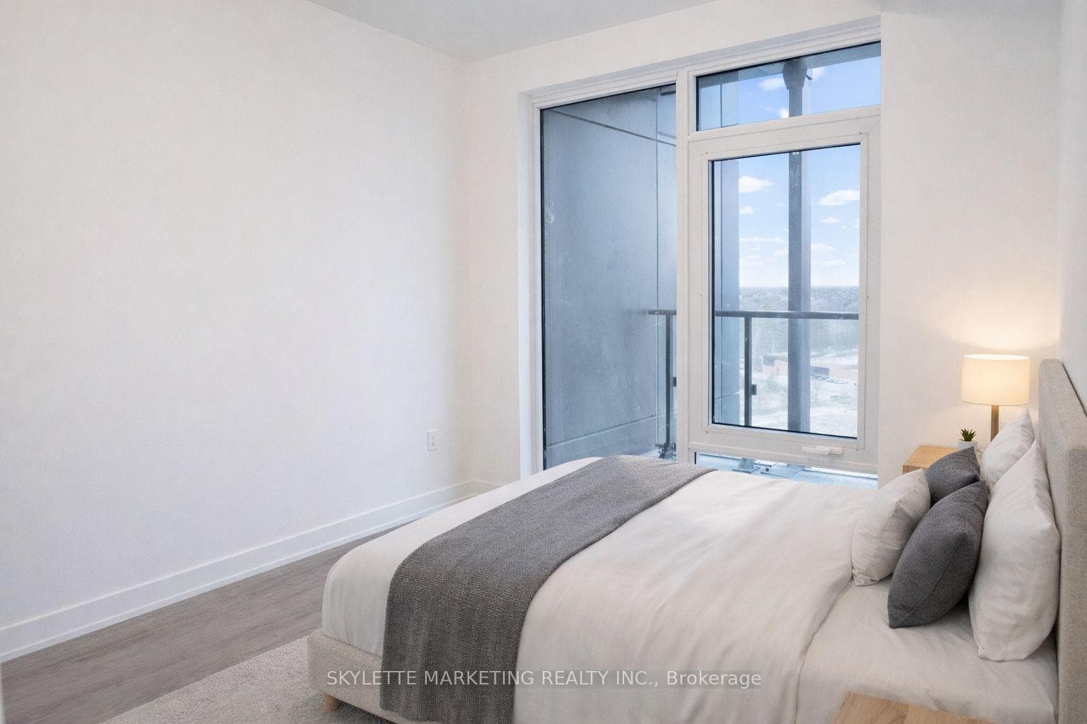 1 Quarrington Lane Unit 1518 photo 5
