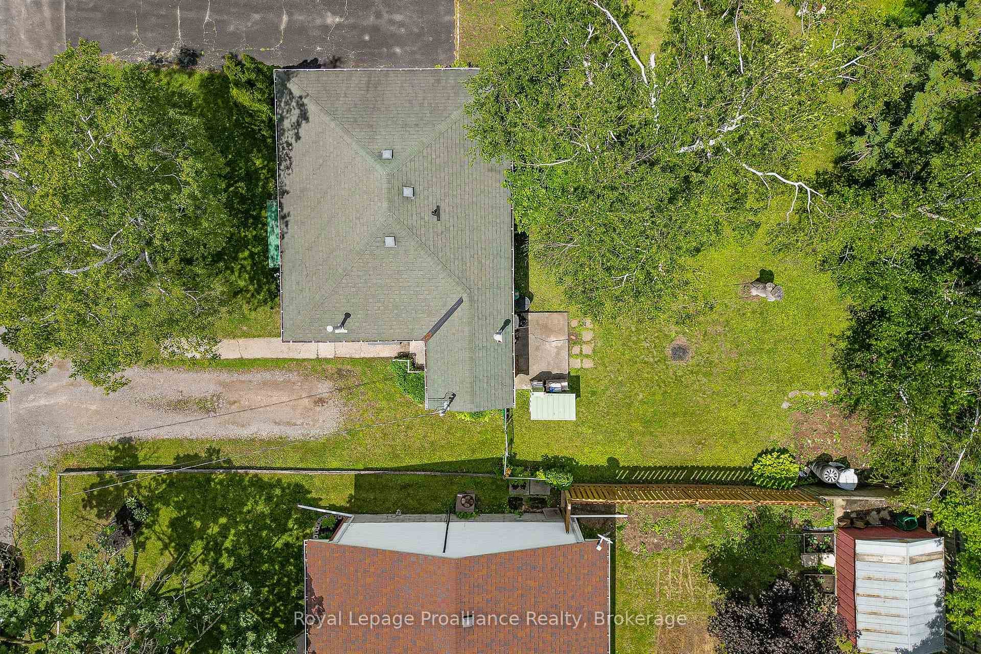 45 Valleyview Crescent photo 33