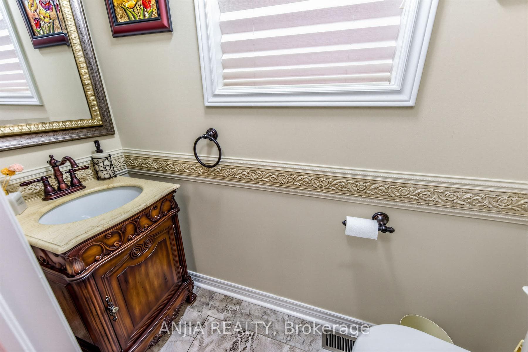 54 Stoneheath Crescent photo 12