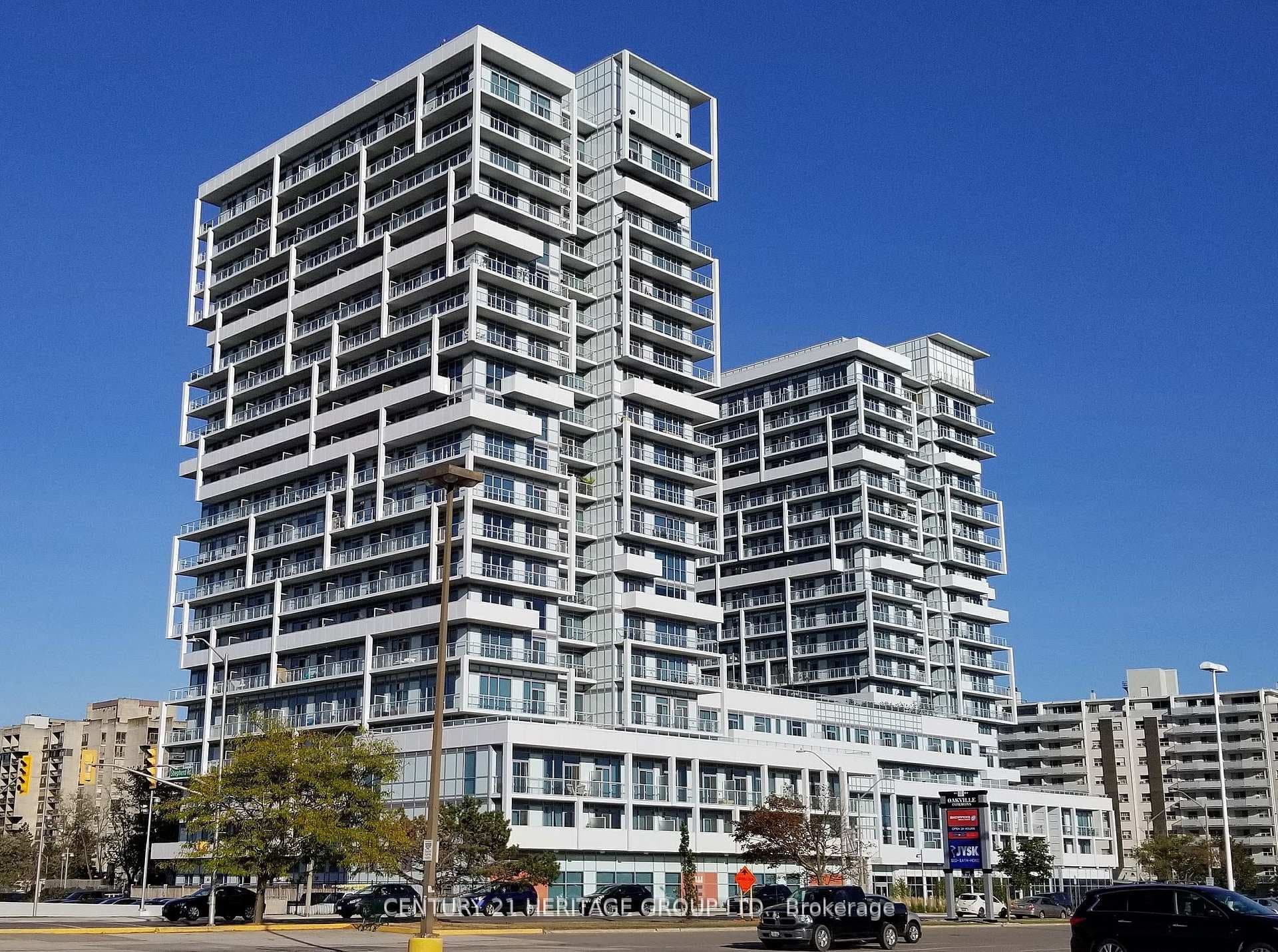 55 Speers Road Unit 1706 photo 1