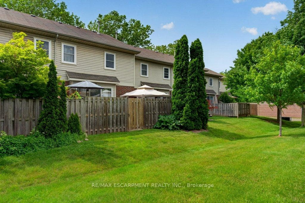 55 Kerman Avenue Unit 55 photo 49