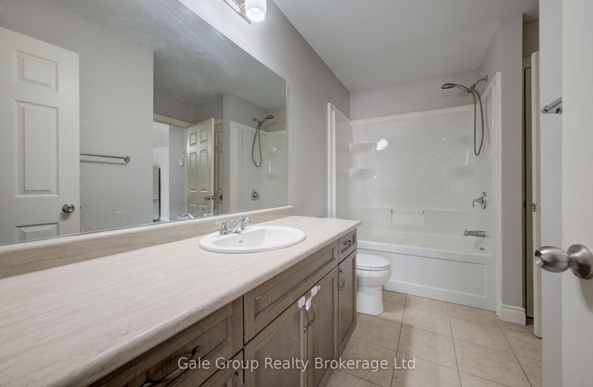 1 CHAMBERLAIN Street Unit 3 photo 16