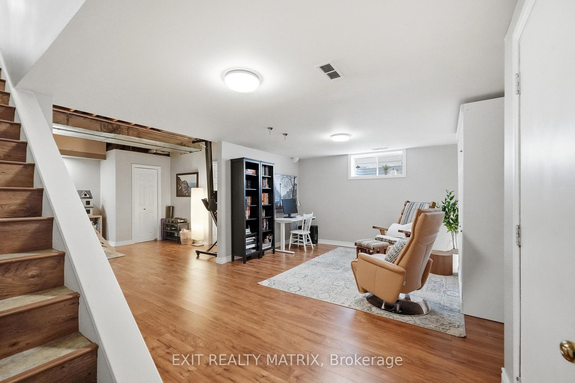 634 St Isidore Street photo 32