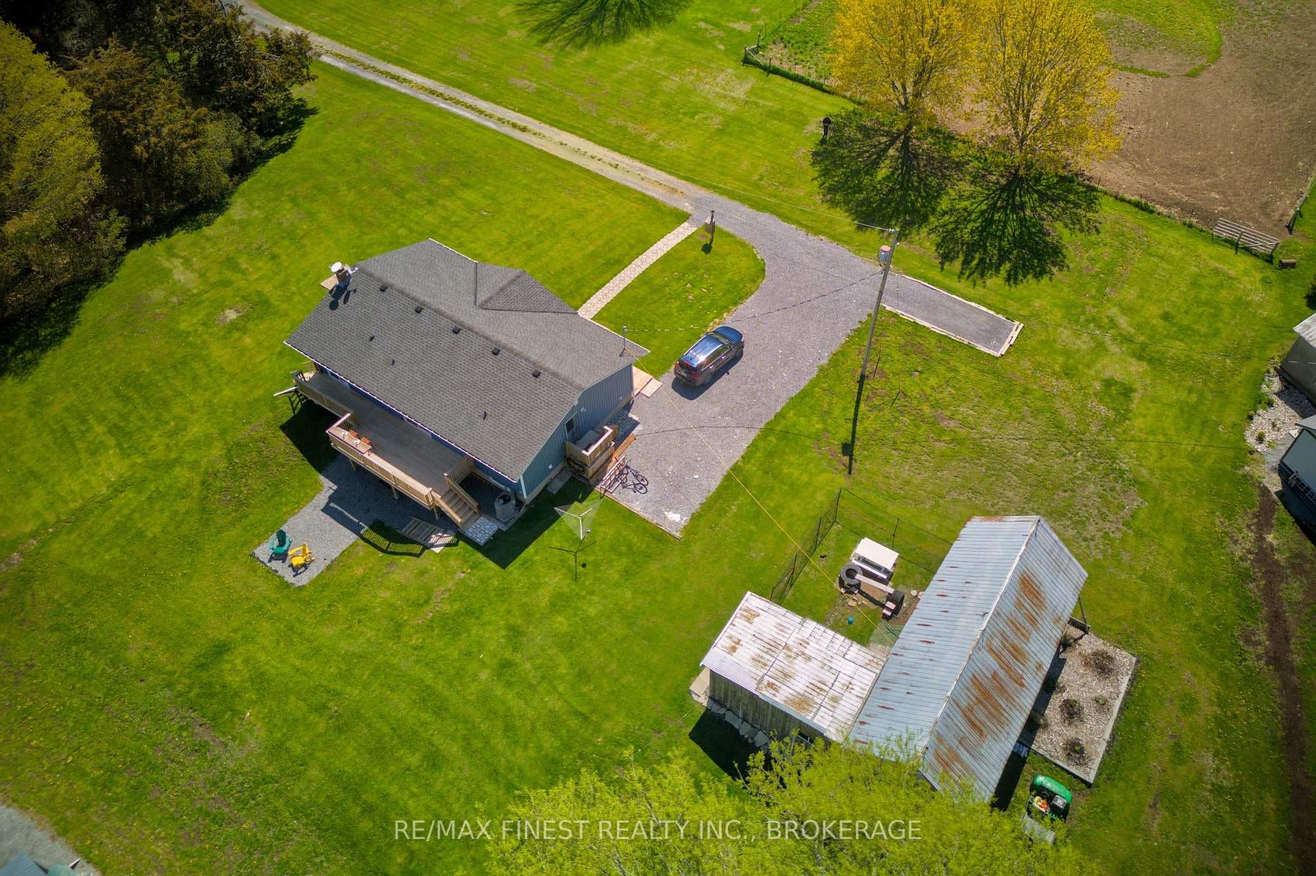 185 McDonalds Lane photo 28