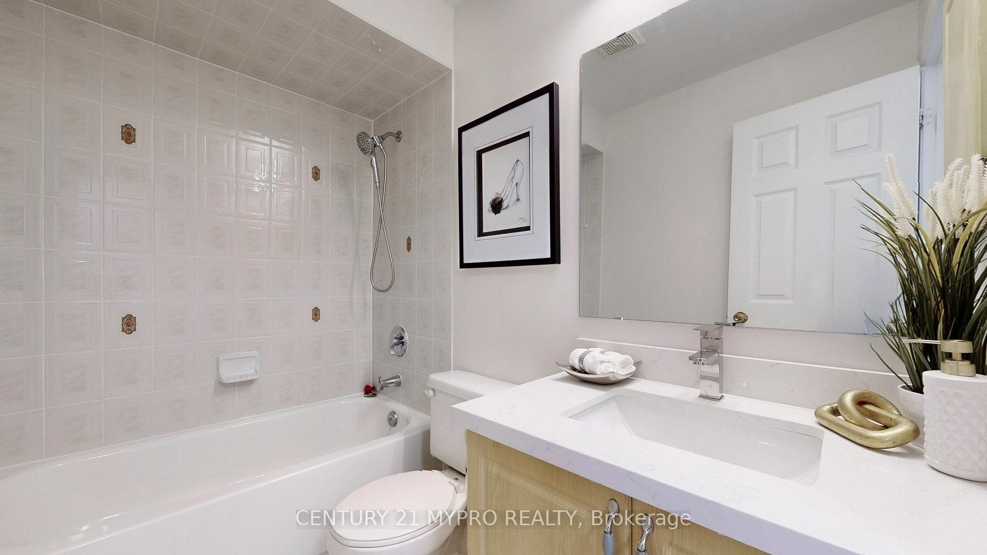 34 Ayhart Street photo 26