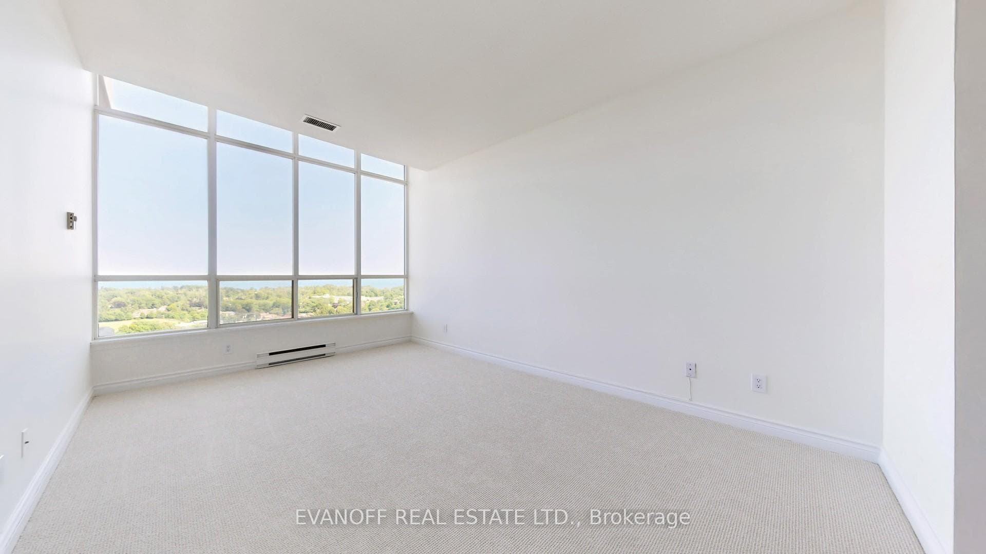 10 Guildwood Parkway Unit PH22 photo 17