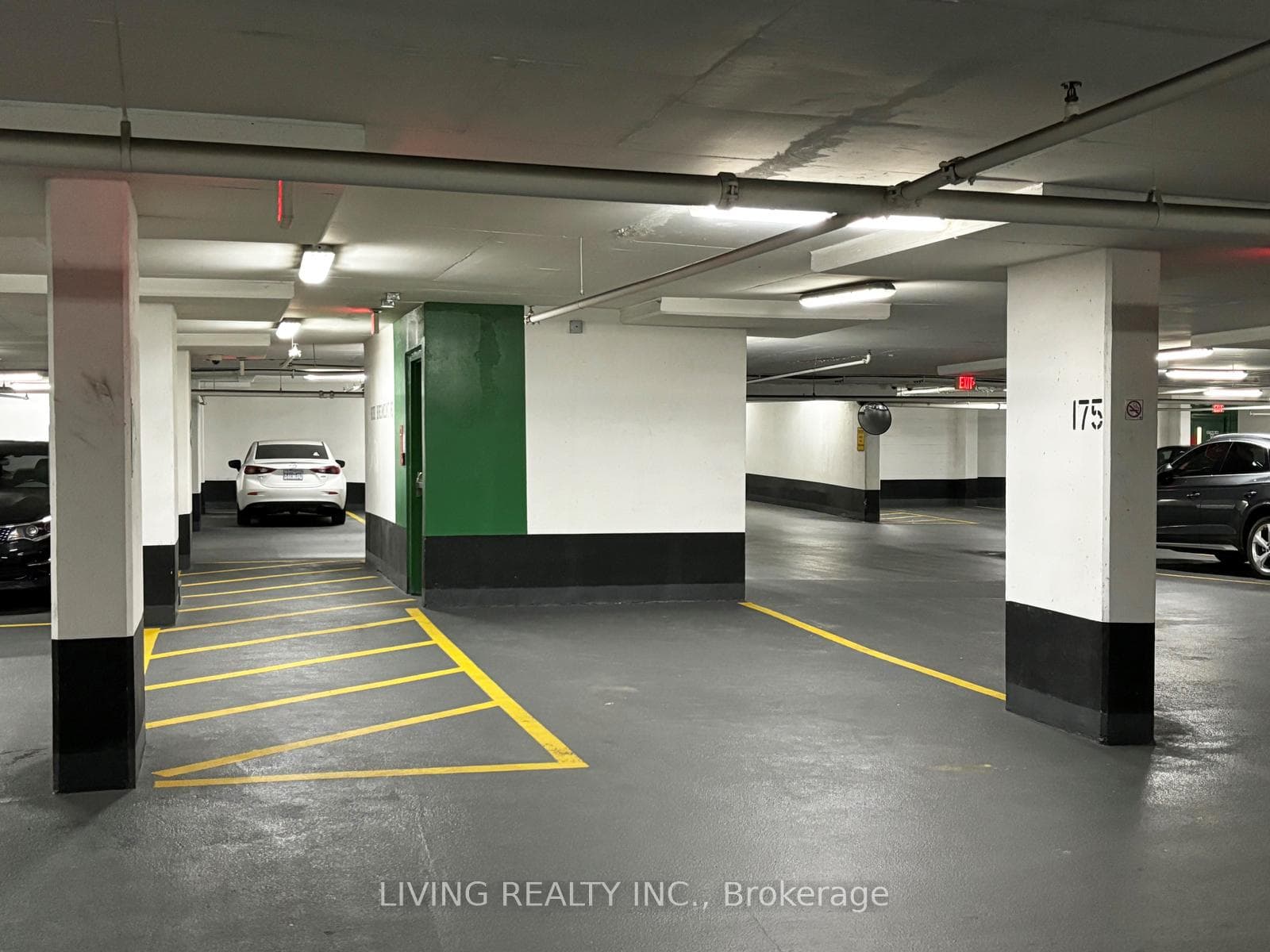 8130 Birchmount Road Unit 904 photo 19