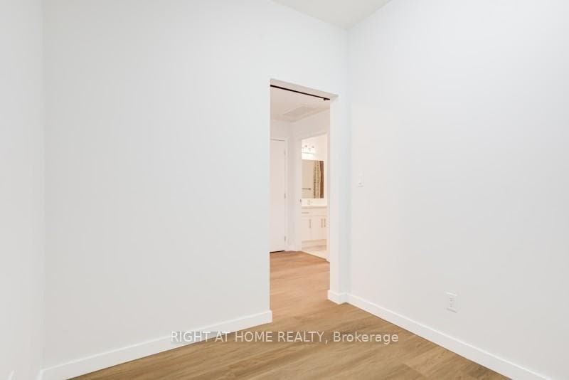 690 King Street Unit 218 photo 13