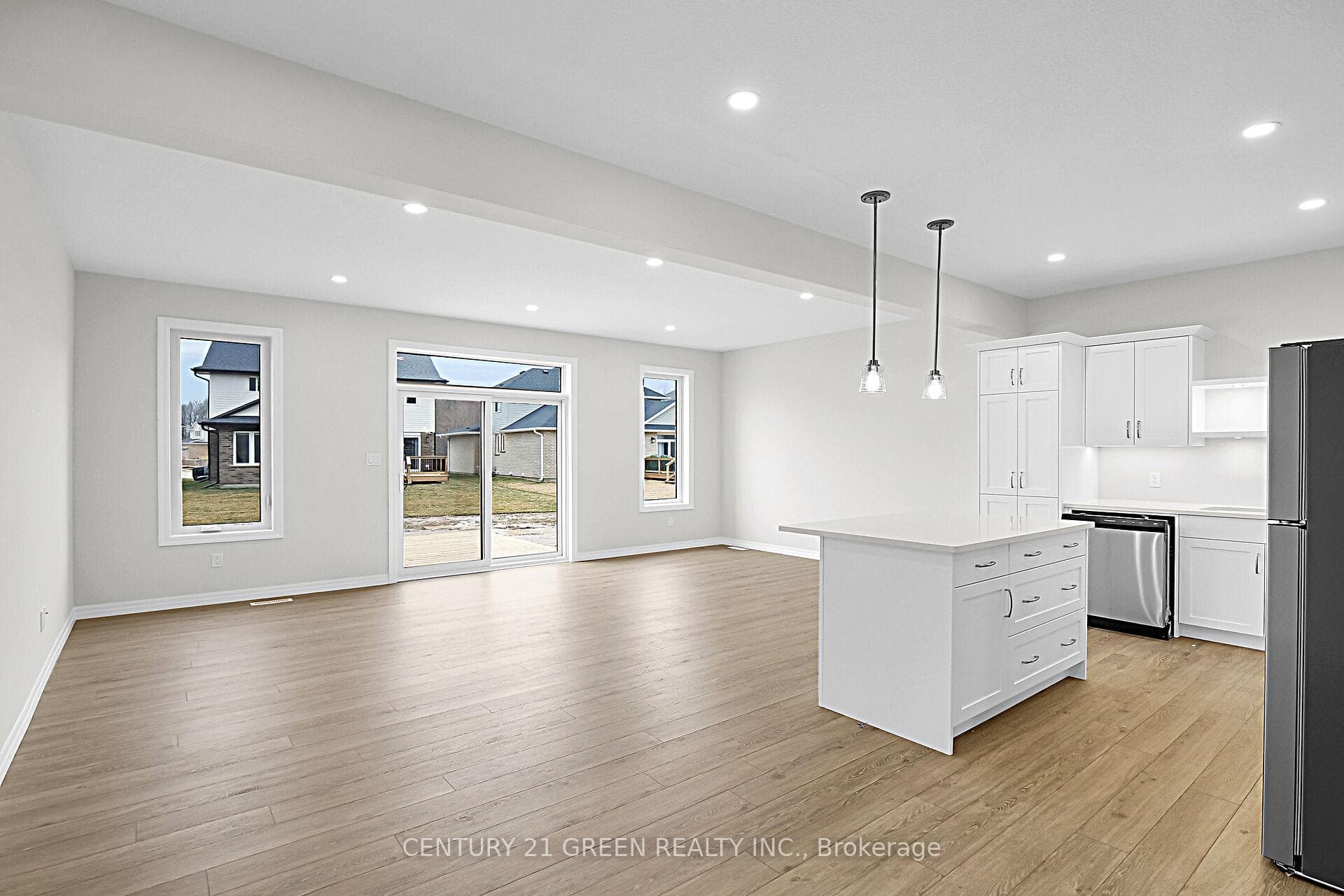 234 Renaissance Drive photo 6