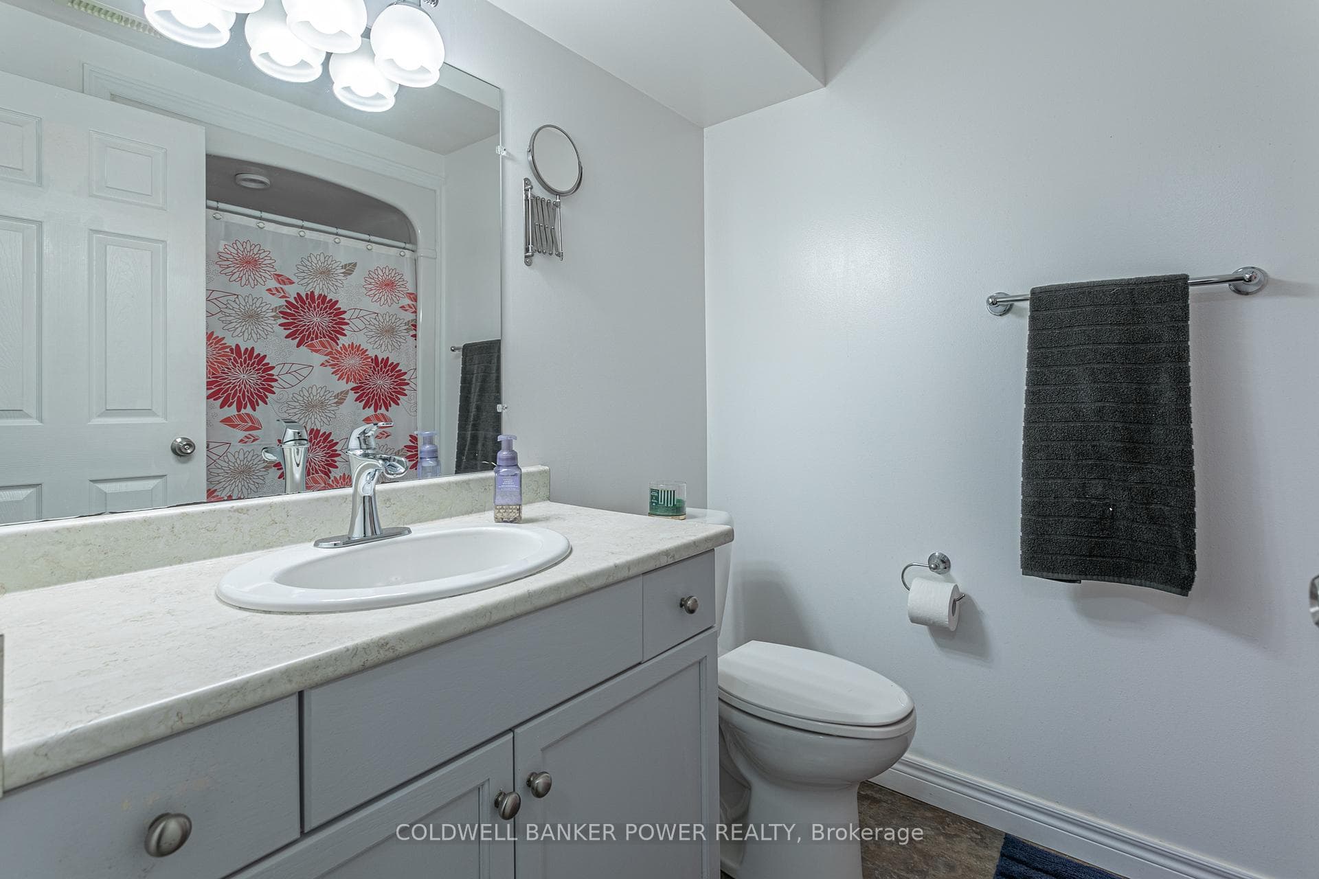 17 Mulberry Lane photo 29
