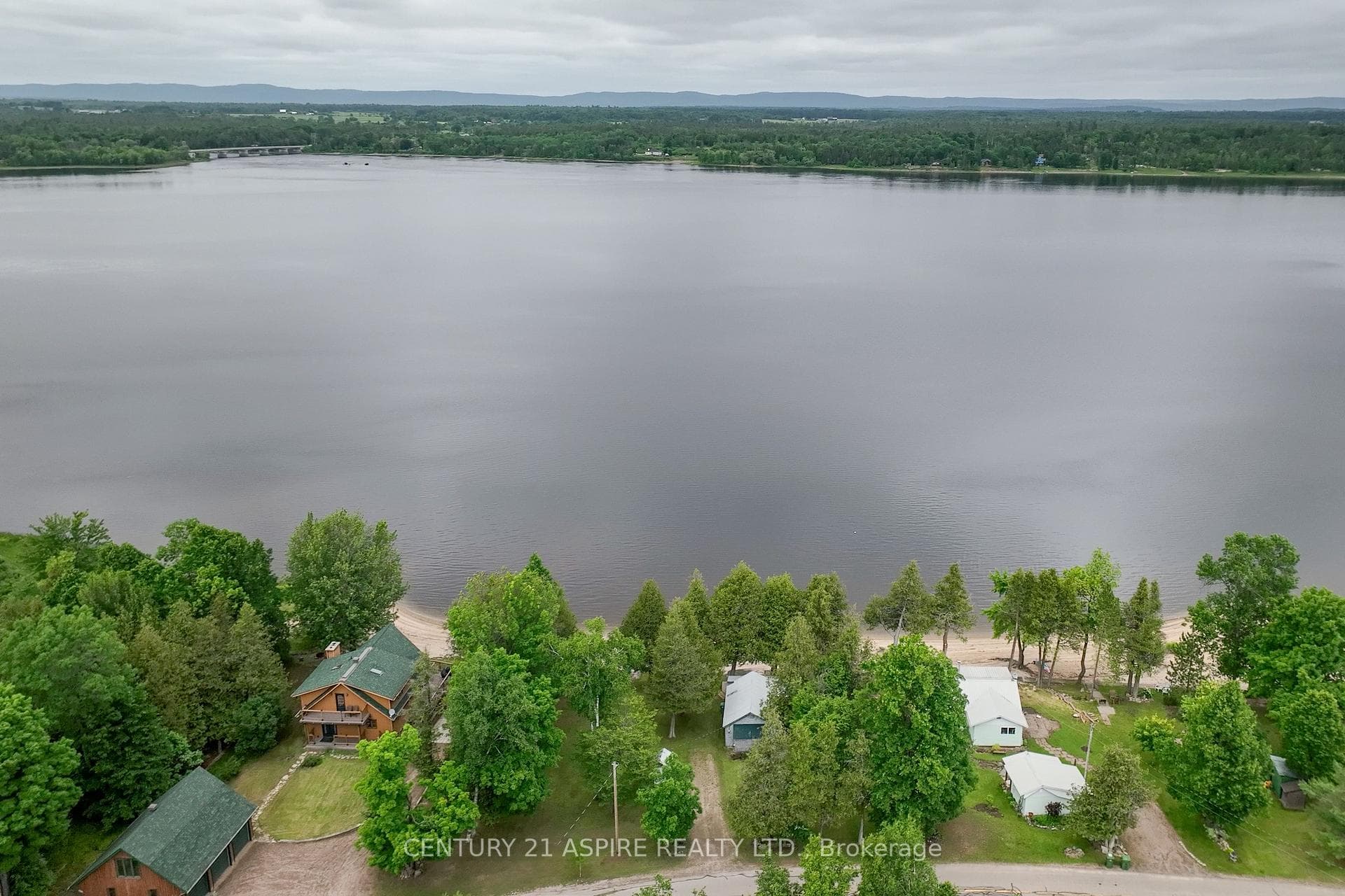 794 FOREST PARK Road photo 31