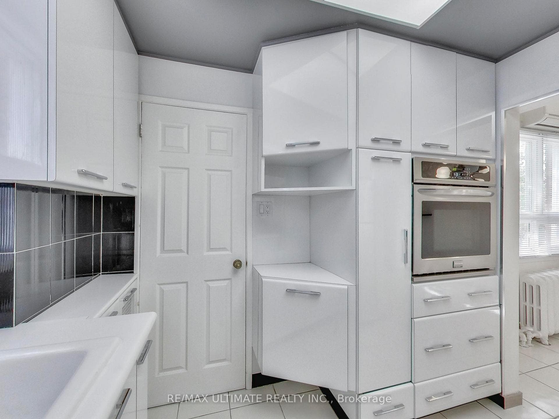 1652 Dufferin Street Unit Main photo 15
