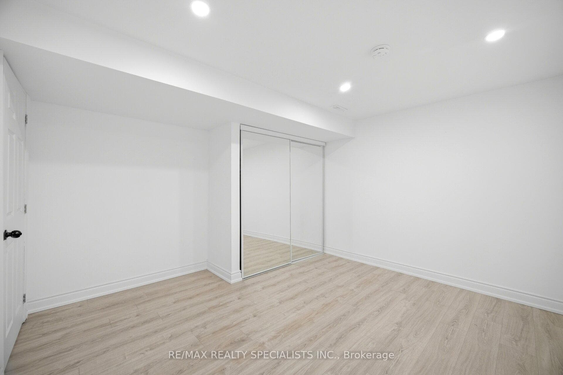 257 St. Francis Avenue photo 46