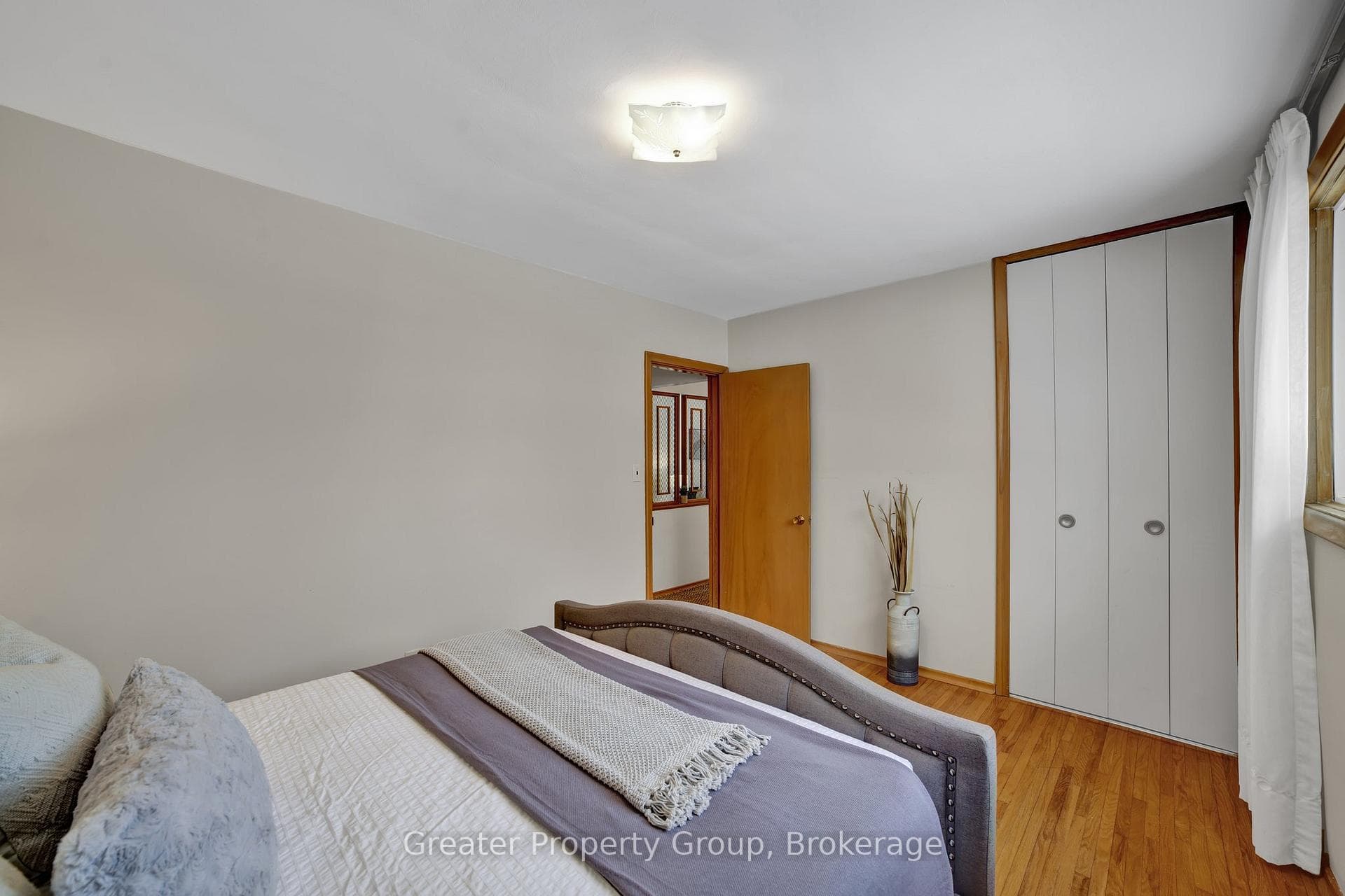 285 Rainbow Drive photo 16