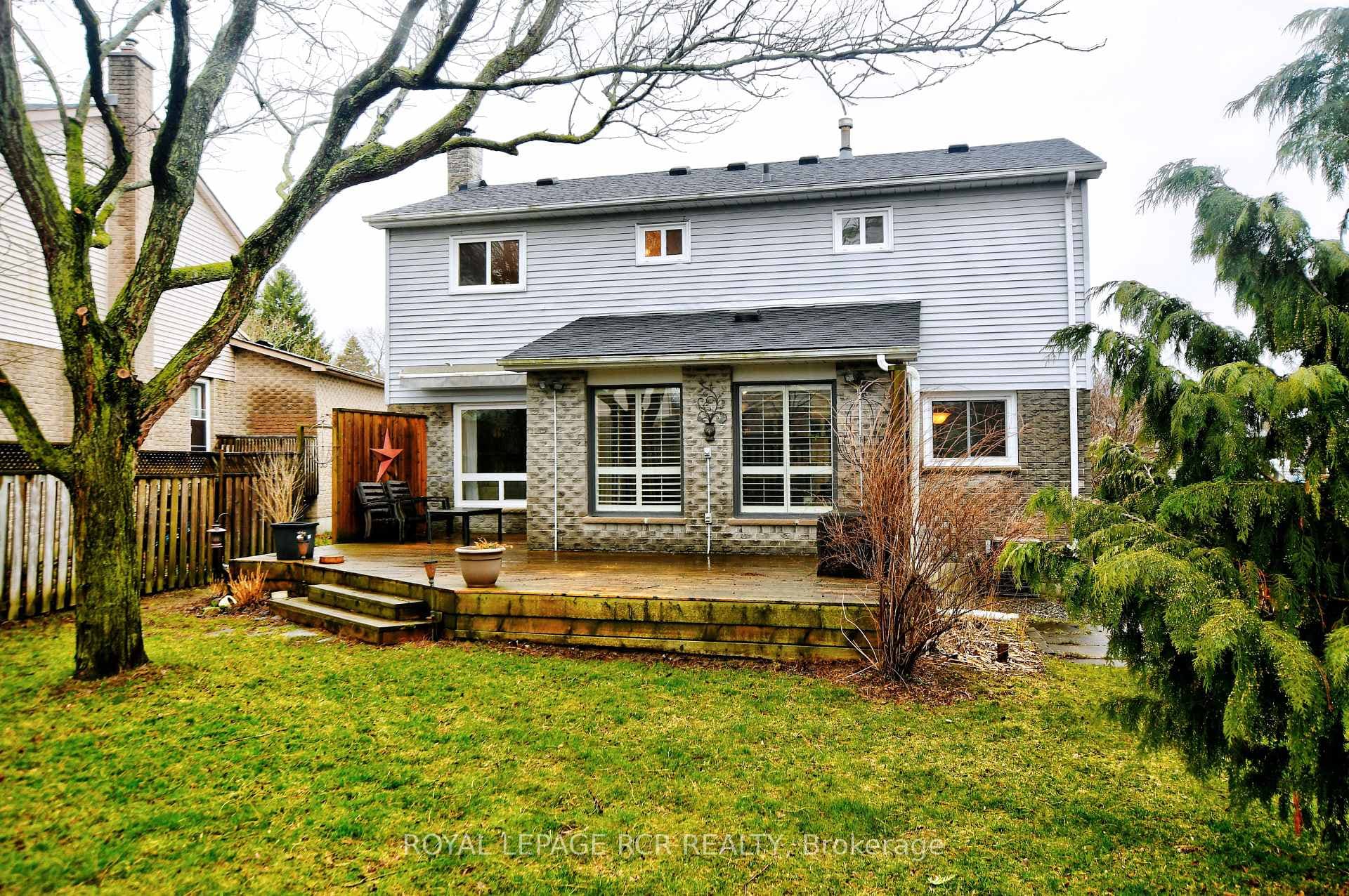 37 Stonehill Boulevard photo 35